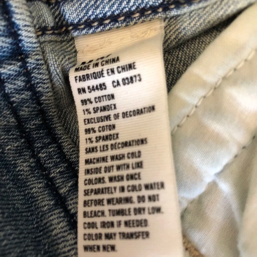 American Eagle Outfitters Light Wash Denim Vest - Picture 5 of 5